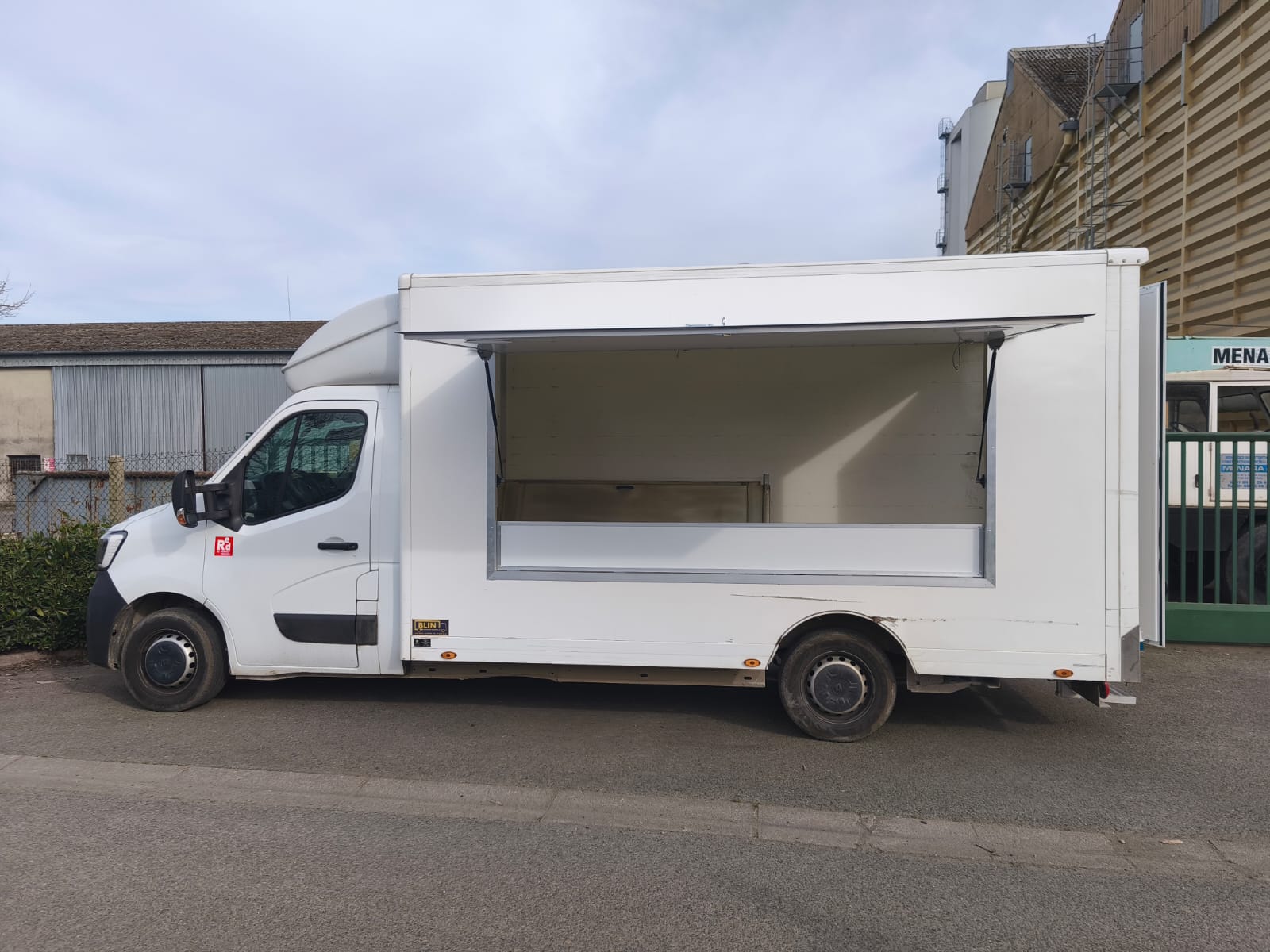 Food Truck - Camion Renaul Master - Restaurant Mobile