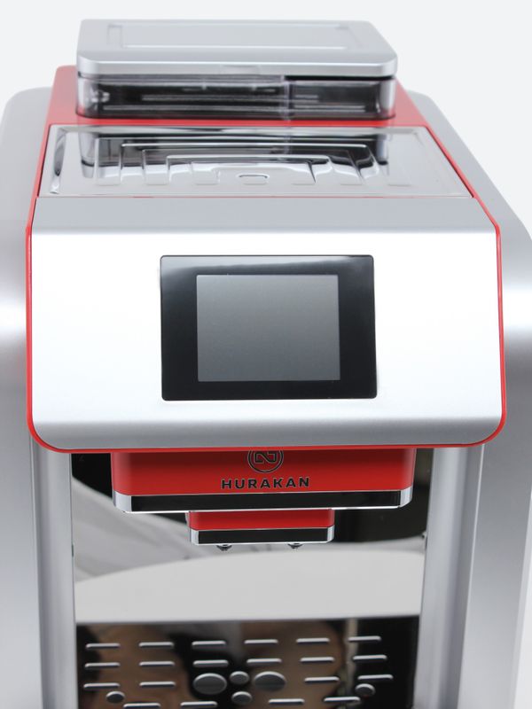 Machine à café automatique professionnelle Hurakan HKN-ME717 avec écran tactile noir.